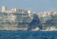 Bonifacio, die alte Stadt auf dem Felsen der Südspitze Korsikas