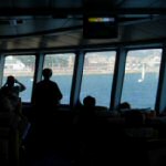 Mit der Katamaran-Fähre von Mallorca zurück nach Barcelona, Blick auf die Hafeneinfahrt