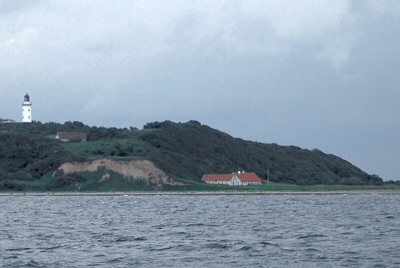 Hjelm, eine kleine Insel im Kattegat mit richtig steilen Ufern